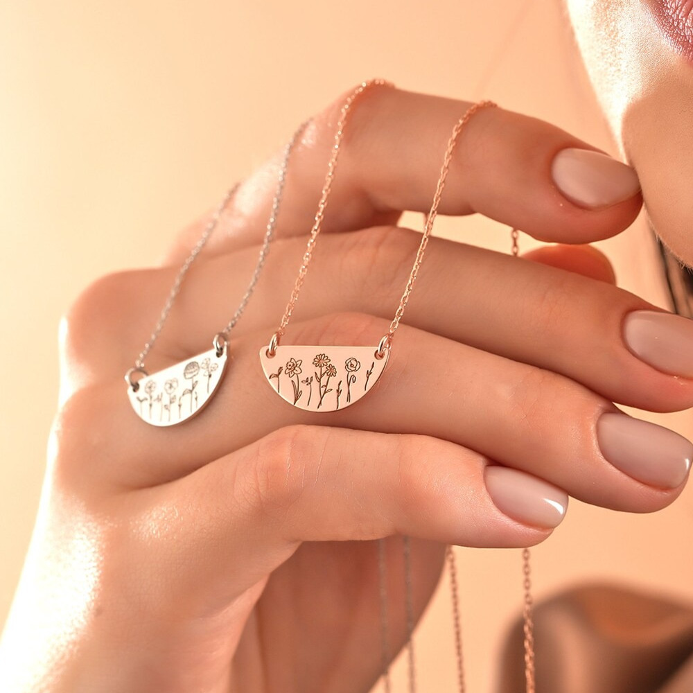 Custom Birth Month Flower Neck - Birth Flower Necklace recension och pris