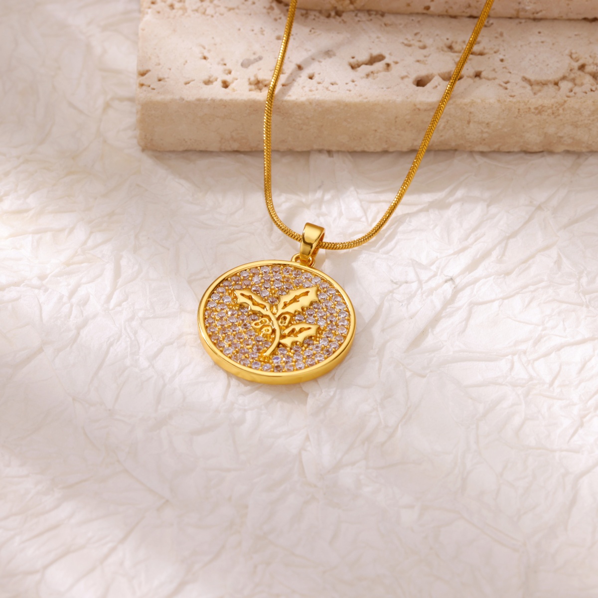 Zircon Flower Necklaces For Wo - Birth Flower Necklace recension och pris