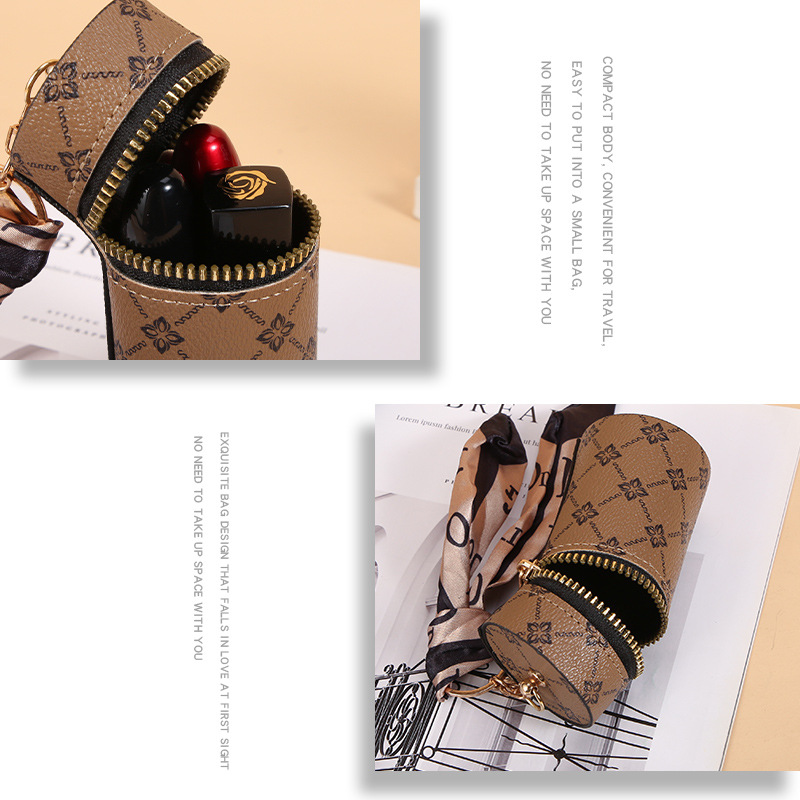 Scarf Pattern Lipstick Keychai - Monogram Keychain Leather recension och pris