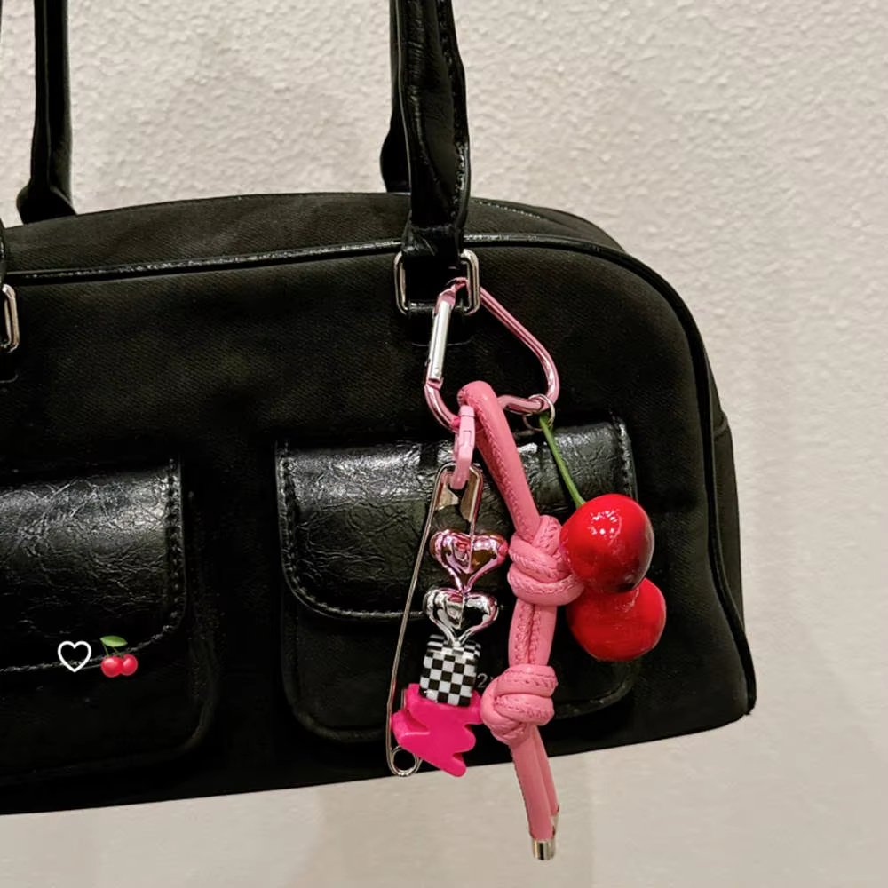 Y2k Cute Cherry Alphabet PU Le - Monogram Keychain Leather recension och pris