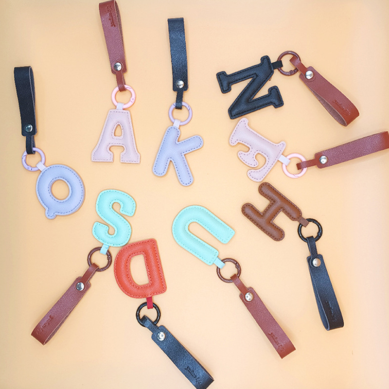 A To Z PU Leather Initial Lett - Monogram Keychain Leather recension och pris