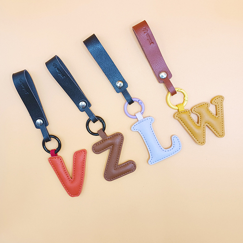 A To Z PU Leather Initial Lett - Monogram Keychain Leather recension och pris