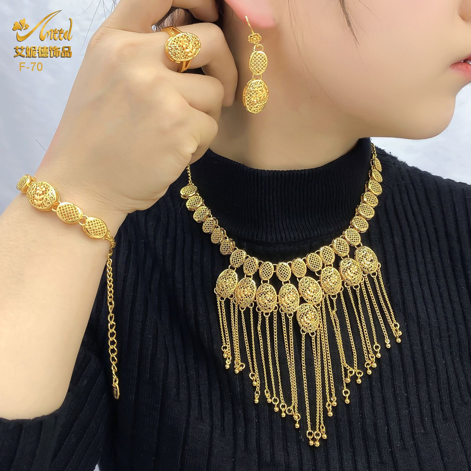 Wedding Women Heart Tassel 4-P - Coordinates Bracelet recension och pris